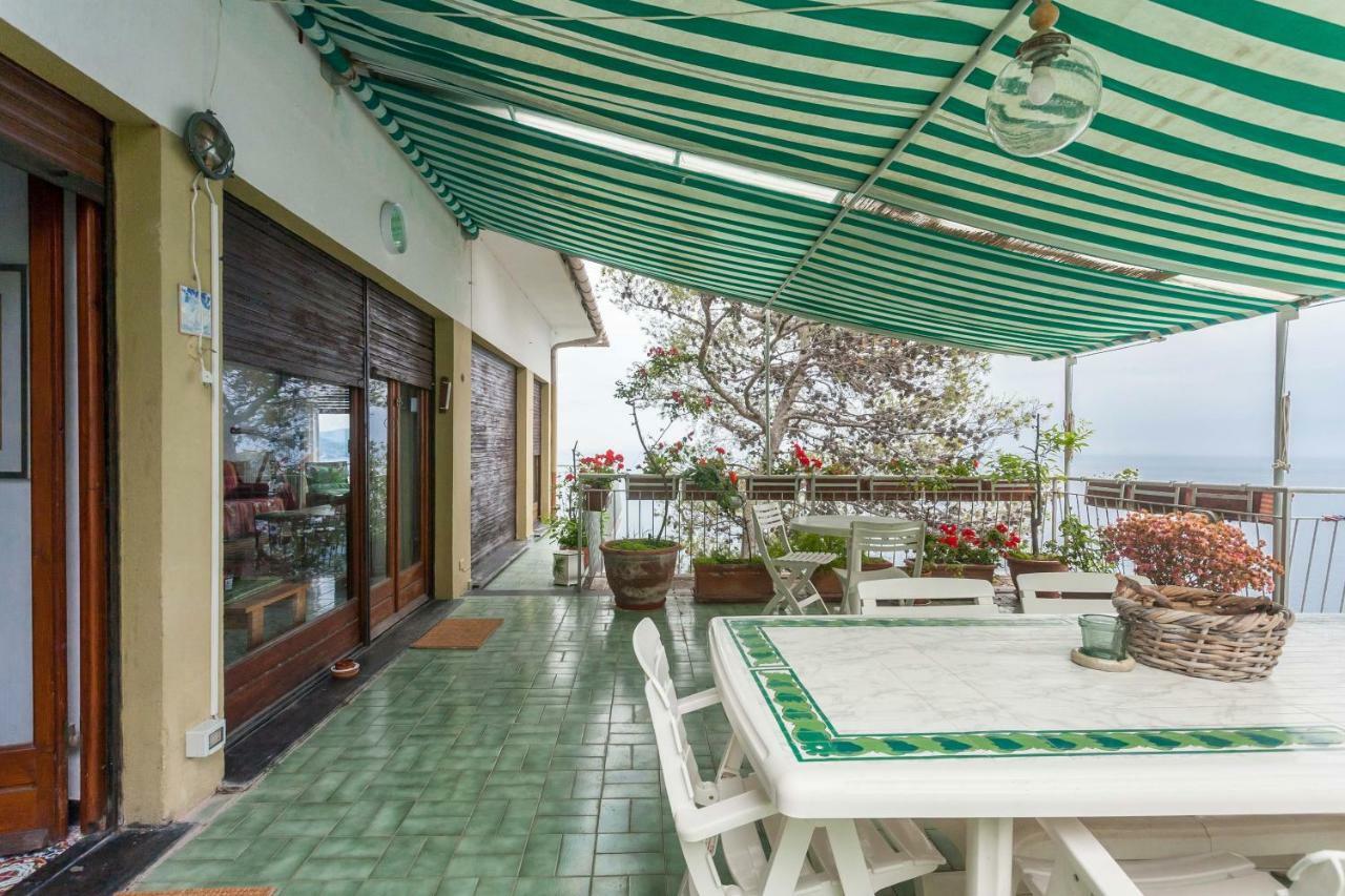 Ferienwohnung Stunning View Relax Tra Mare E Cielo Villa Solari Exterior foto